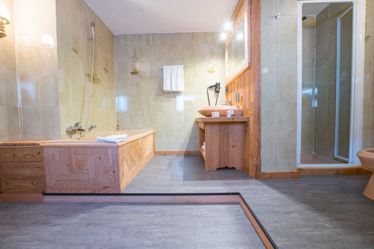 Apartments Bucaneve Брей-Червінія Екстер'єр фото